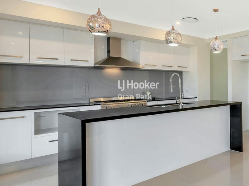 20B Austen Circuit, Oran Park NSW 2570