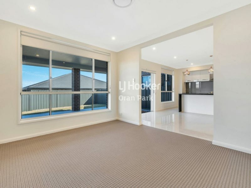 20B Austen Circuit, Oran Park NSW 2570