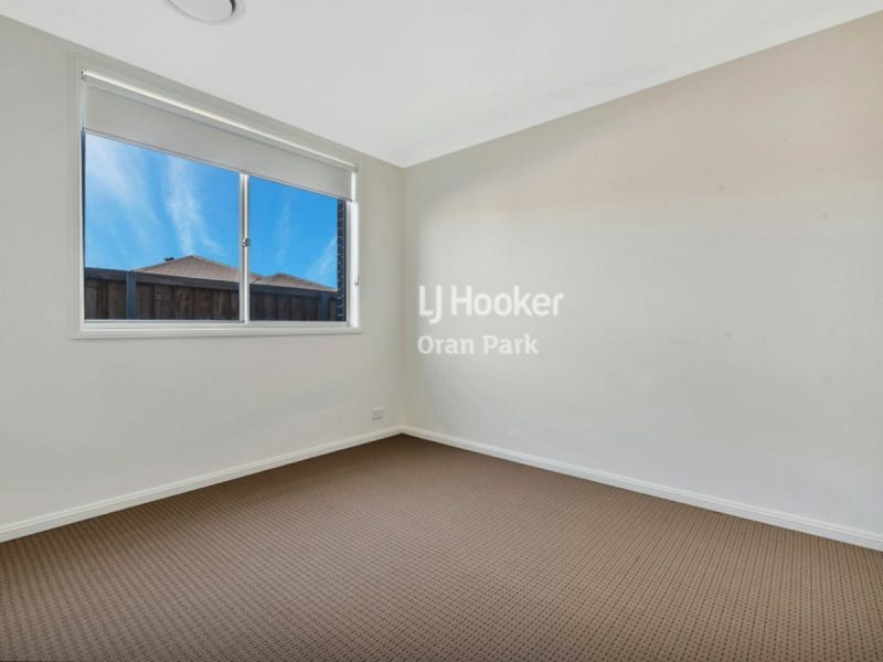 20B Austen Circuit, Oran Park NSW 2570