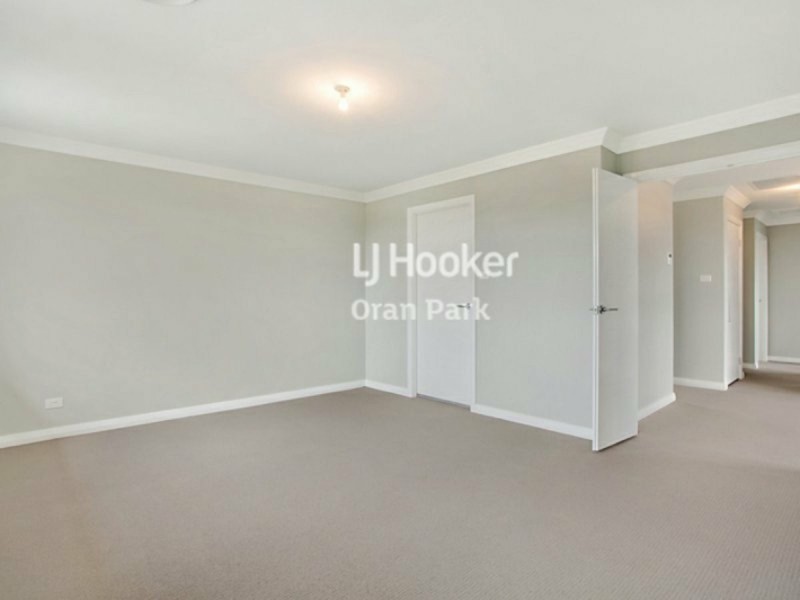 7 Smith Street, Oran Park NSW 2570