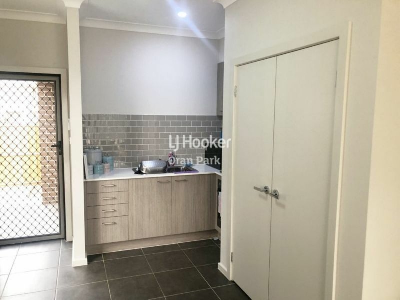33B Evans Street, Oran Park NSW 2570