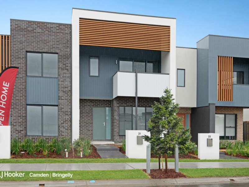 21 Revell Street, Oran Park NSW 2570