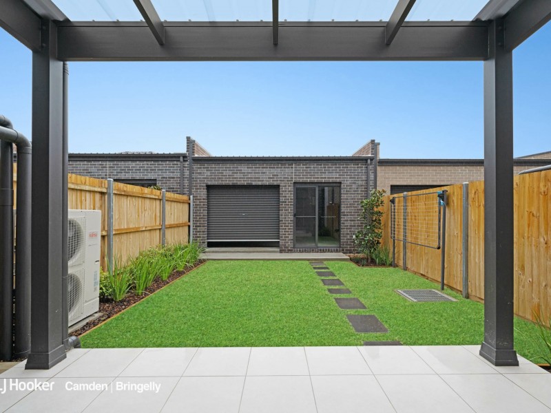 21 Revell Street, Oran Park NSW 2570