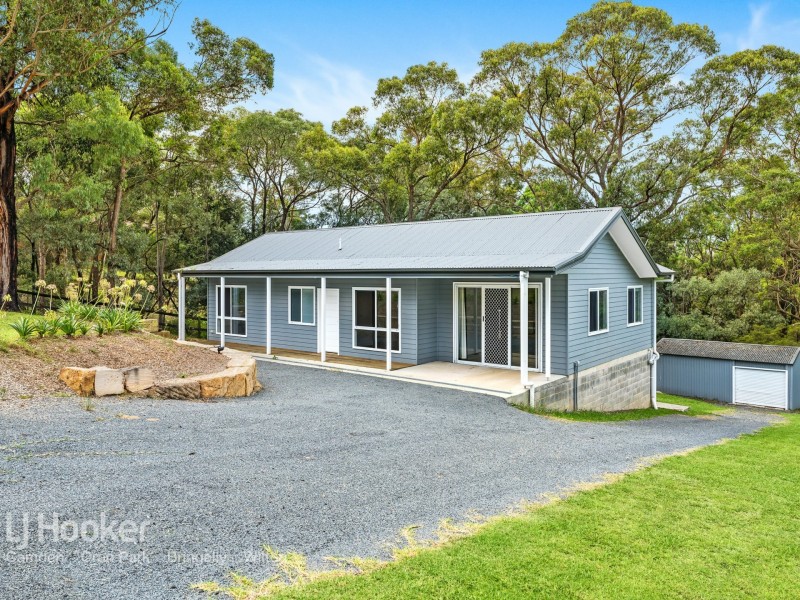 22 & 22A Waterhouse Drive, Silverdale NSW 2752