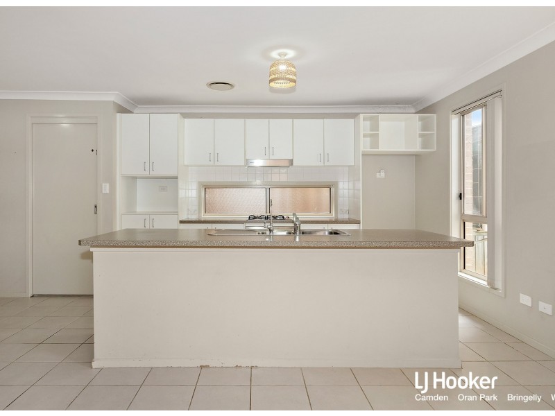 4 Thornton Road, Elderslie NSW 2570