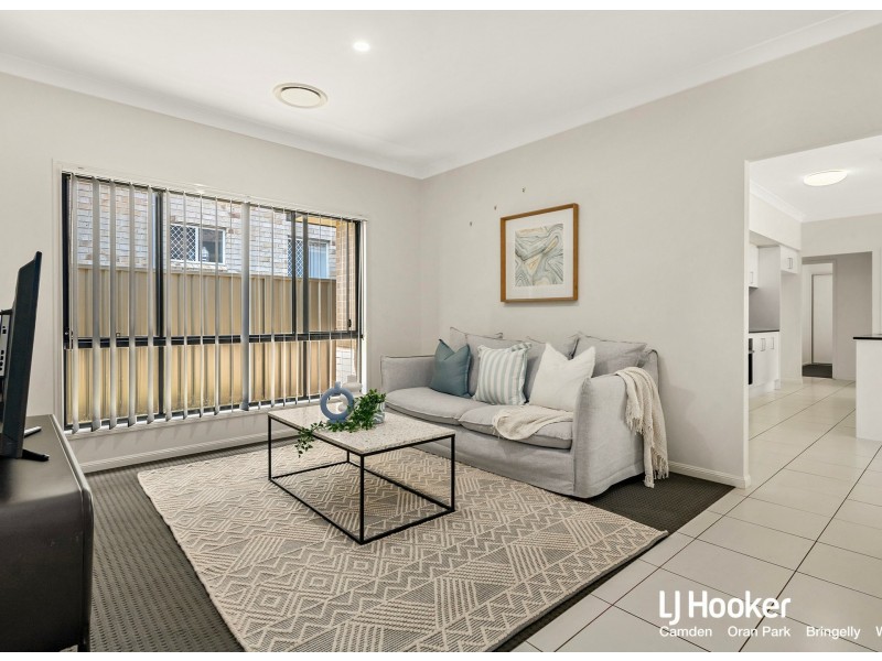 46 Donovan Boulevard, Gregory Hills NSW 2557