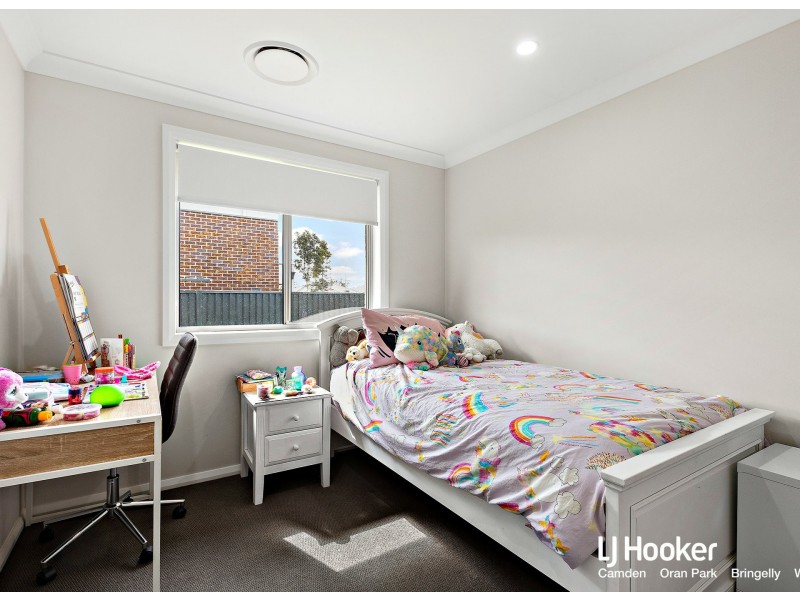 19 Bilson Road, Spring Farm NSW 2570