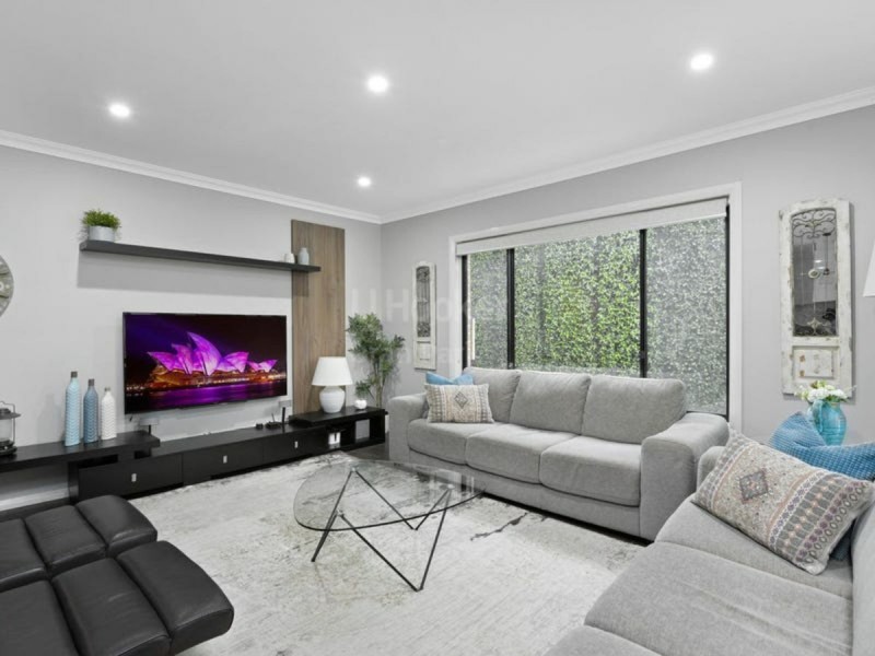 6 McCormack Street, Oran Park NSW 2570