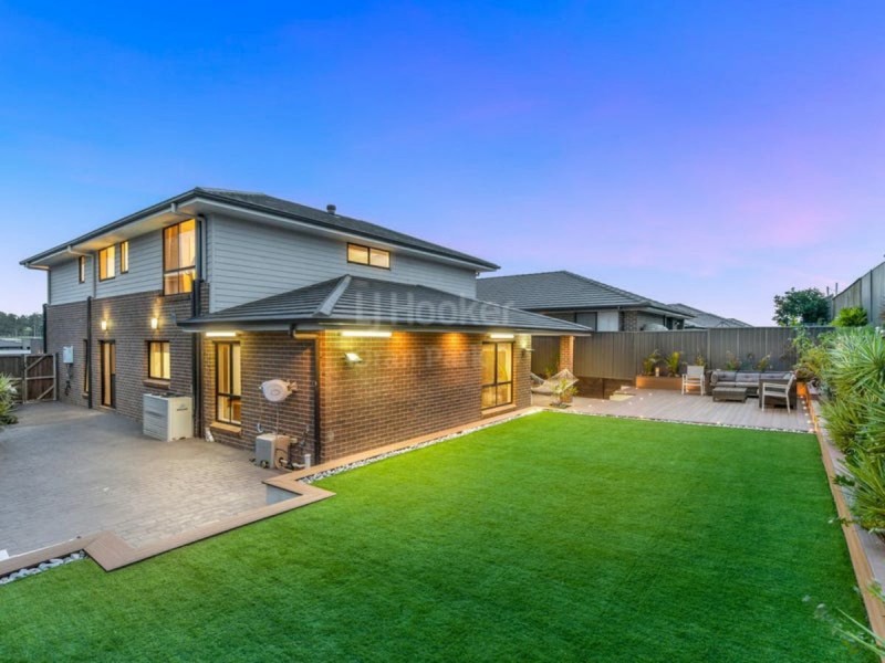 6 McCormack Street, Oran Park NSW 2570