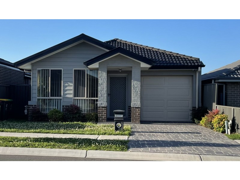 103 Donovan Boulevard, Gregory Hills NSW 2557