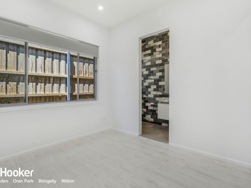 9 Gloaming Street, Menangle Park NSW 2563