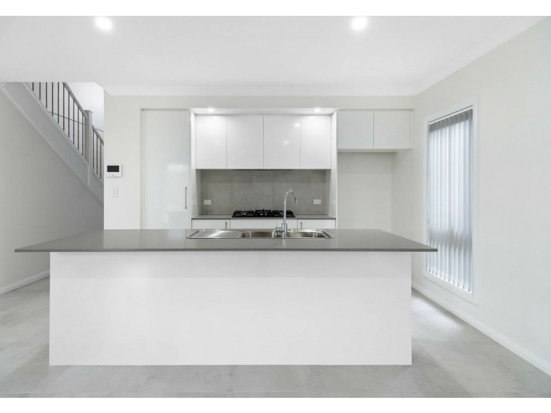 27 Eskdale Close, Narellan Vale NSW 2567