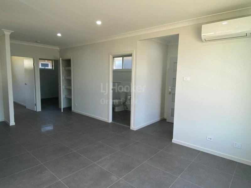 17B Fleece Loop, Oran Park NSW 2570