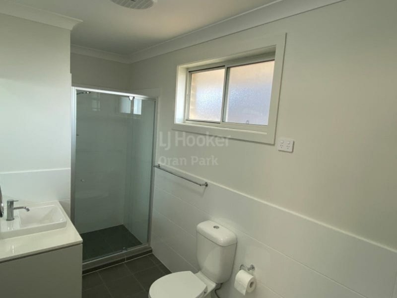 17B Fleece Loop, Oran Park NSW 2570