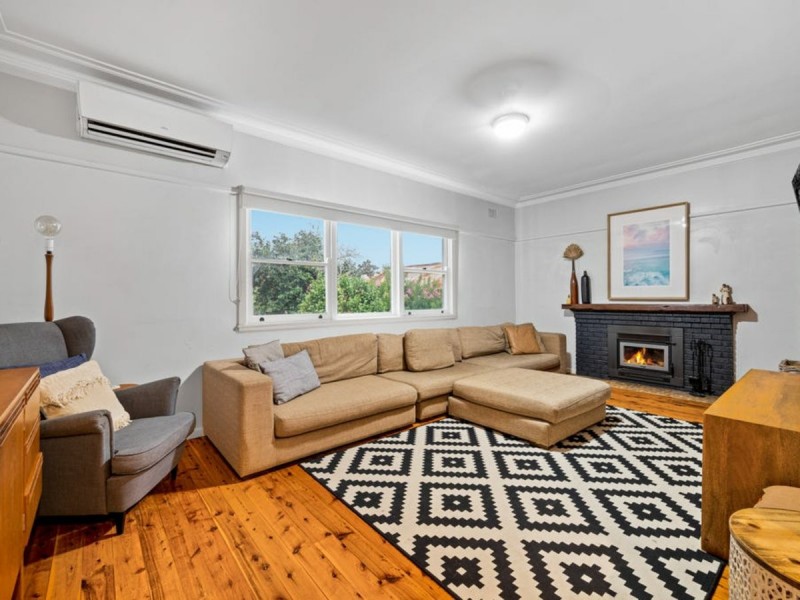 13 Ettlesdale Road, Spring Farm NSW 2570