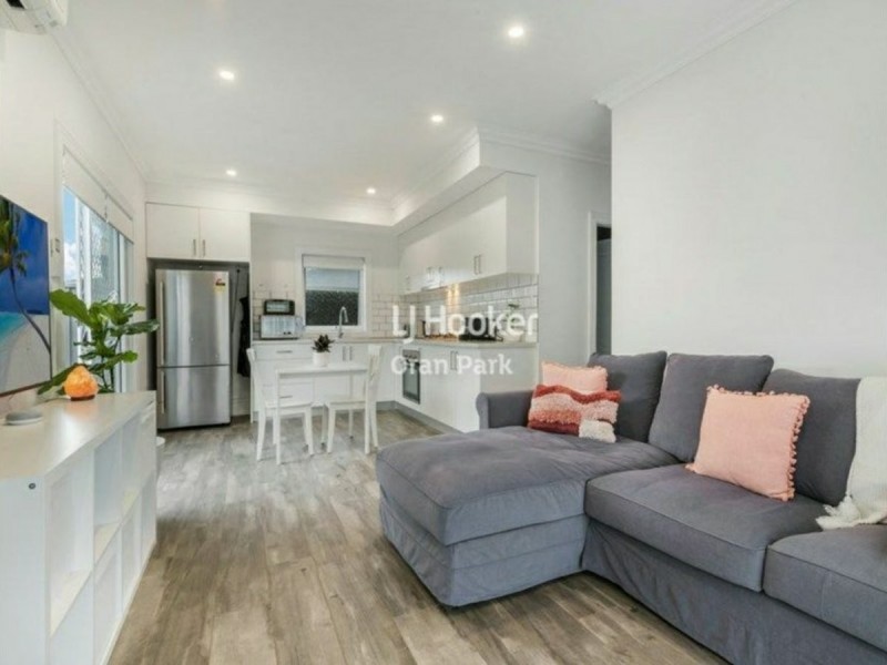 2 Kirby Way, Oran Park NSW 2570