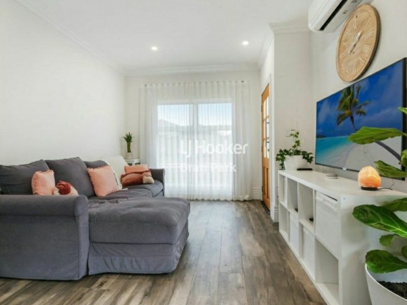 2 Kirby Way, Oran Park NSW 2570