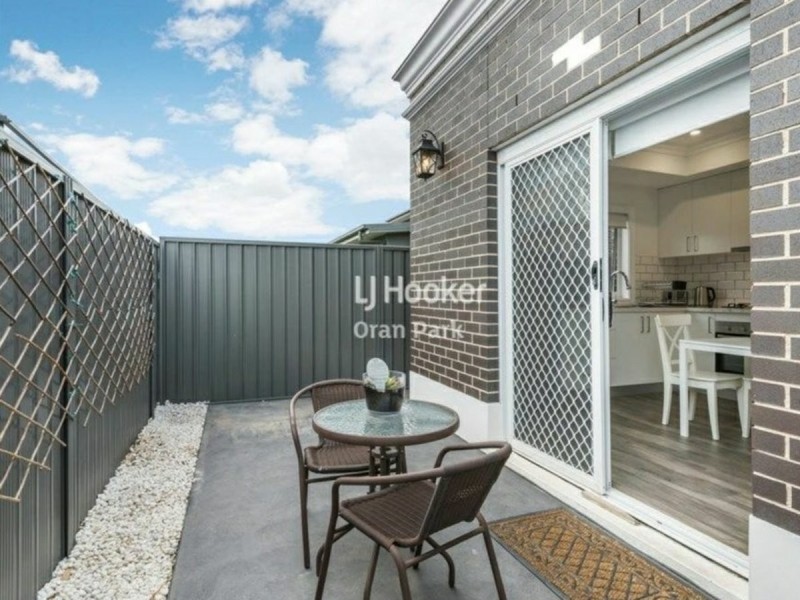 2 Kirby Way, Oran Park NSW 2570