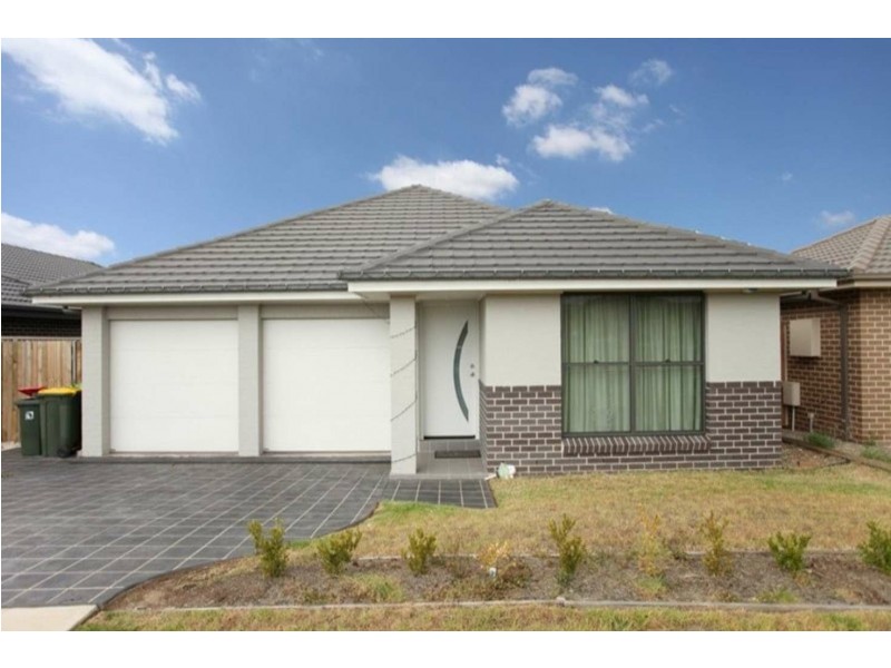 28 Carter Street, Oran Park NSW 2570