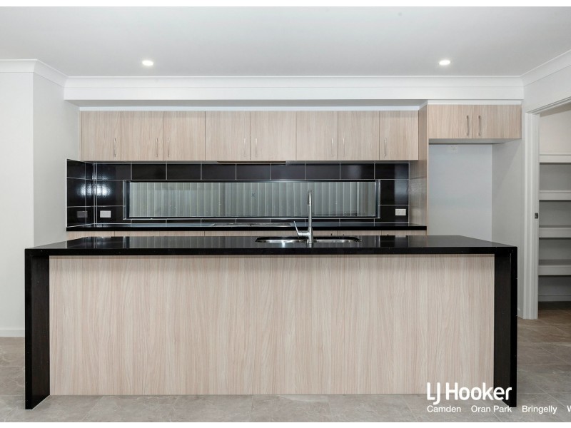 185B Springs Road, Spring Farm NSW 2570