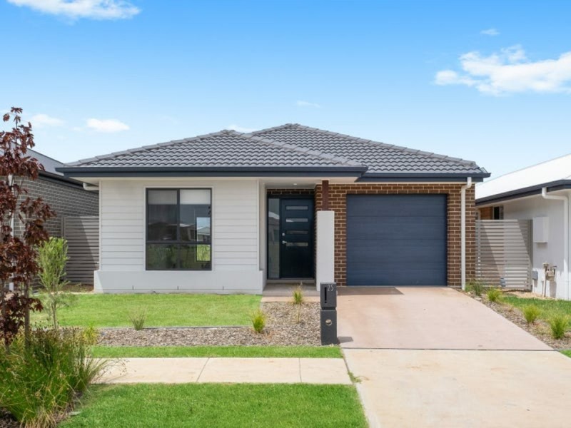 25 Barrett Street, Gregory Hills NSW 2557