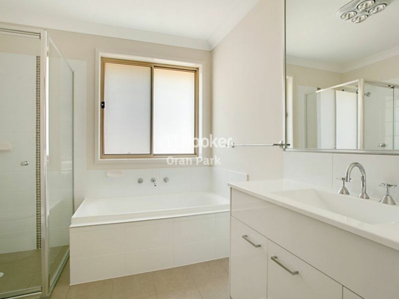 13 Allison Circuit, Oran Park NSW 2570