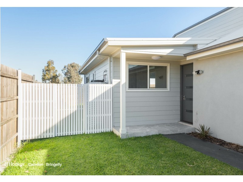 92B Bluebell Crescent, Spring Farm NSW 2570