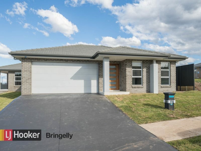 16 St Heliers Road, Silverdale NSW 2752