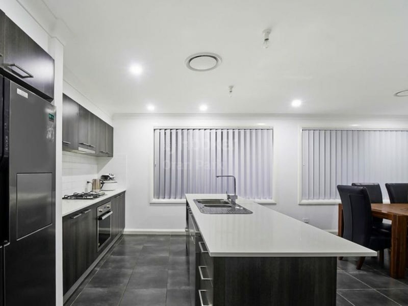 11 Sowerby Street, Oran Park NSW 2570