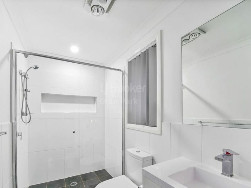 11 Sowerby Street, Oran Park NSW 2570