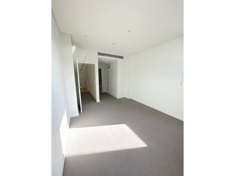 Apartment 5.06/4 Fordham Way, Oran Park NSW 2570