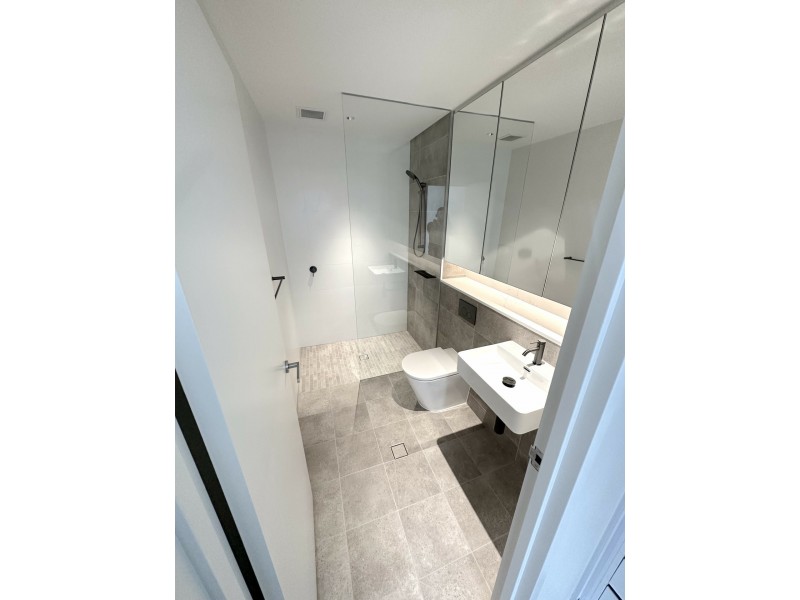 Apartment 5.06/4 Fordham Way, Oran Park NSW 2570