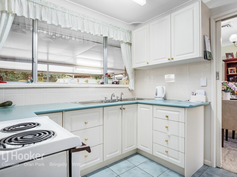 30 Ulmarra Avenue, Camden South NSW 2570