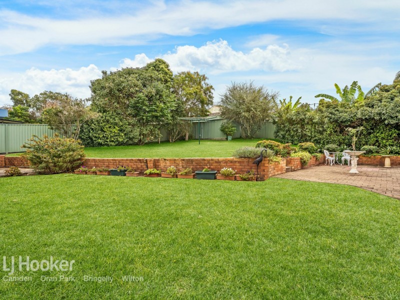 30 Ulmarra Avenue, Camden South NSW 2570