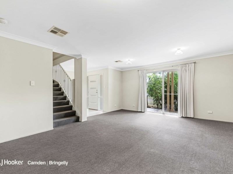 9 Trotter Street, Elderslie NSW 2335
