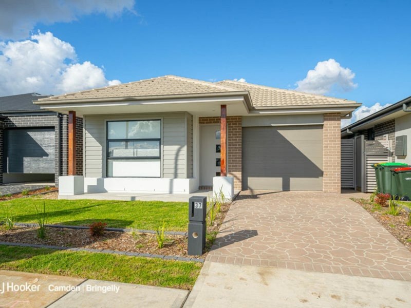 37 Cain Avenue, Gregory Hills NSW 2557