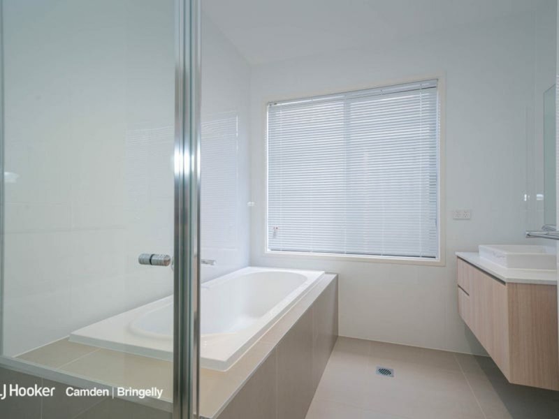 37 Cain Avenue, Gregory Hills NSW 2557
