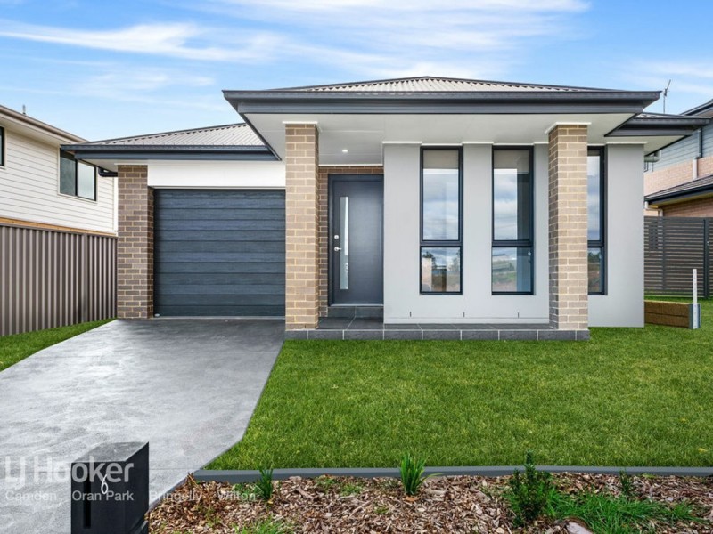 6 Jasmine Road, Gregory Hills NSW 2557