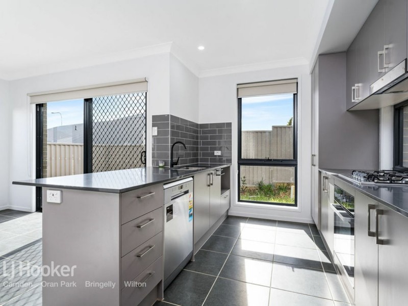 6 Jasmine Road, Gregory Hills NSW 2557