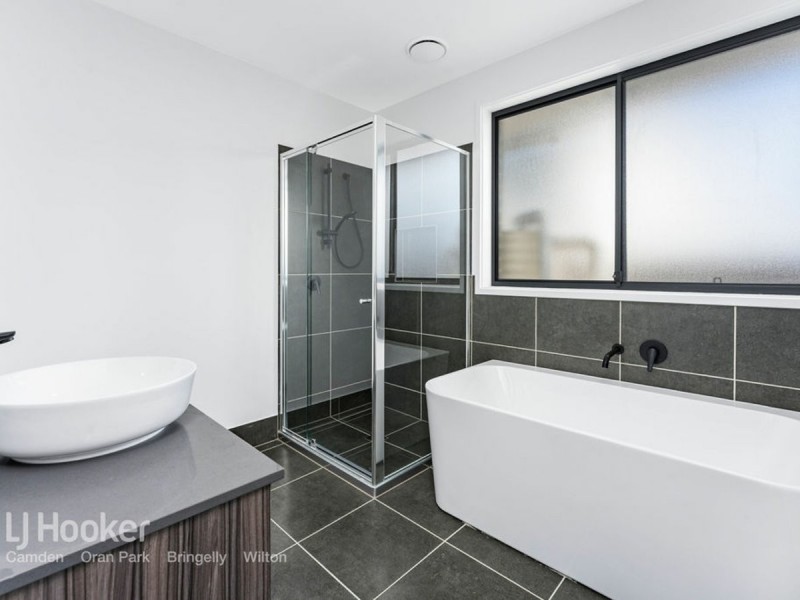 6 Jasmine Road, Gregory Hills NSW 2557