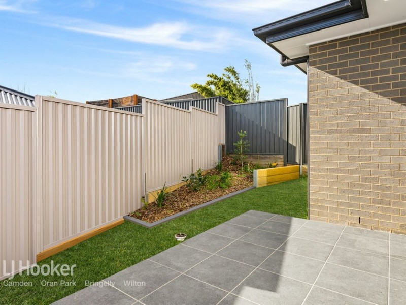 6 Jasmine Road, Gregory Hills NSW 2557