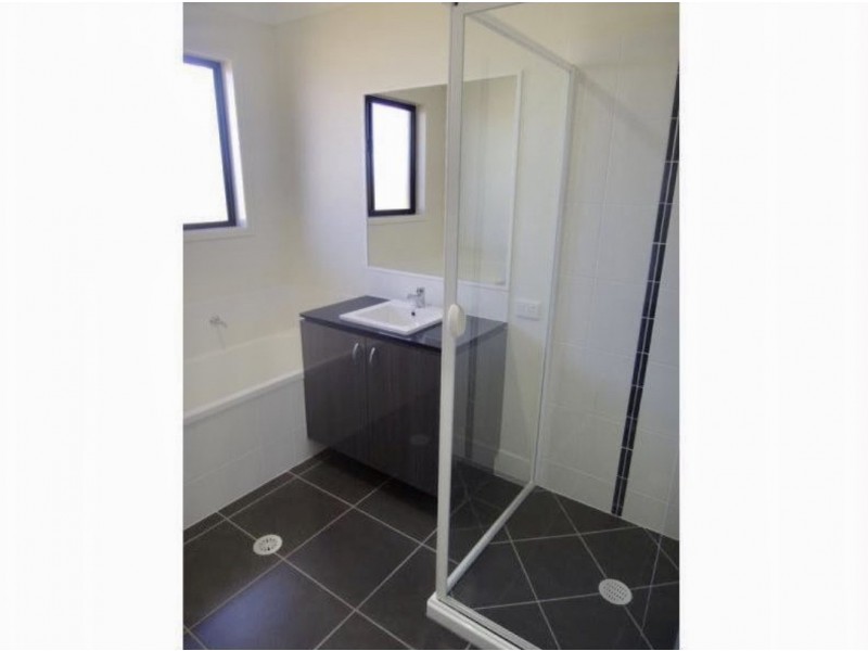 5 Burleigh Court, Blacks Beach QLD 4740