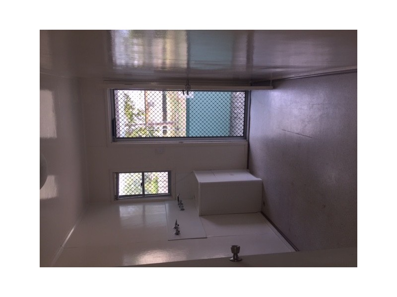 10 Beresford Cres, Dysart QLD 4745