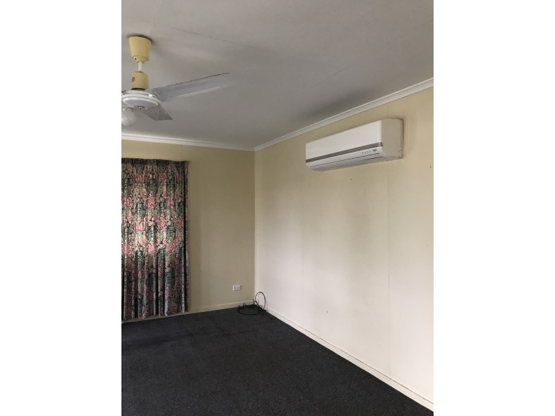 2 Laver Street, Moranbah QLD 4744
