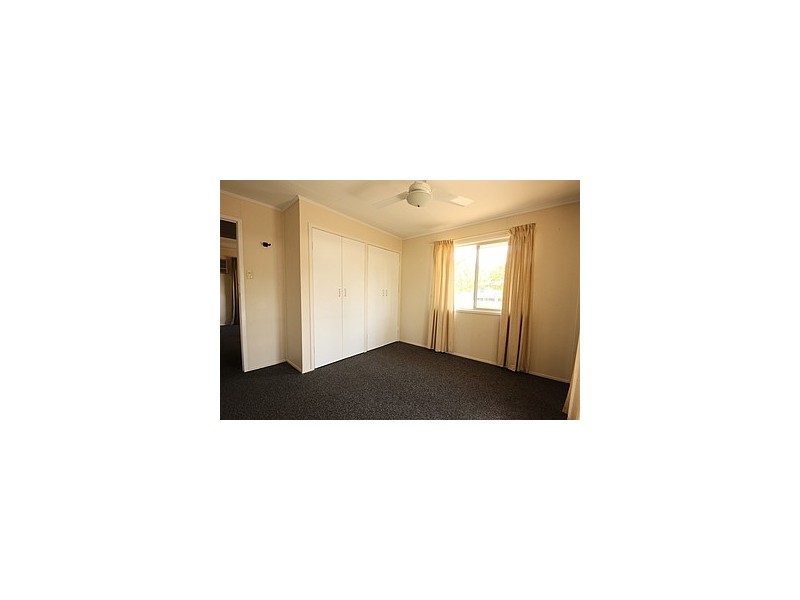 32 Beardmore Crescent, Dysart QLD 4745