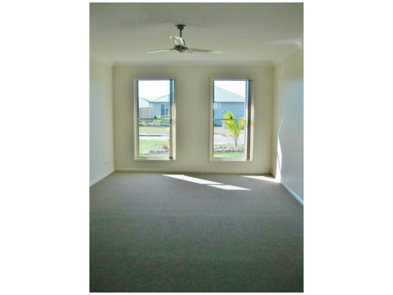23 Galleon Circuit, Bucasia QLD 4750