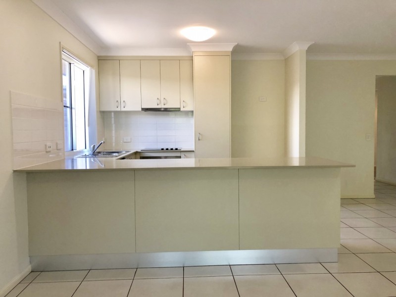 140 Whitehaven Drive, Blacks Beach QLD 4740