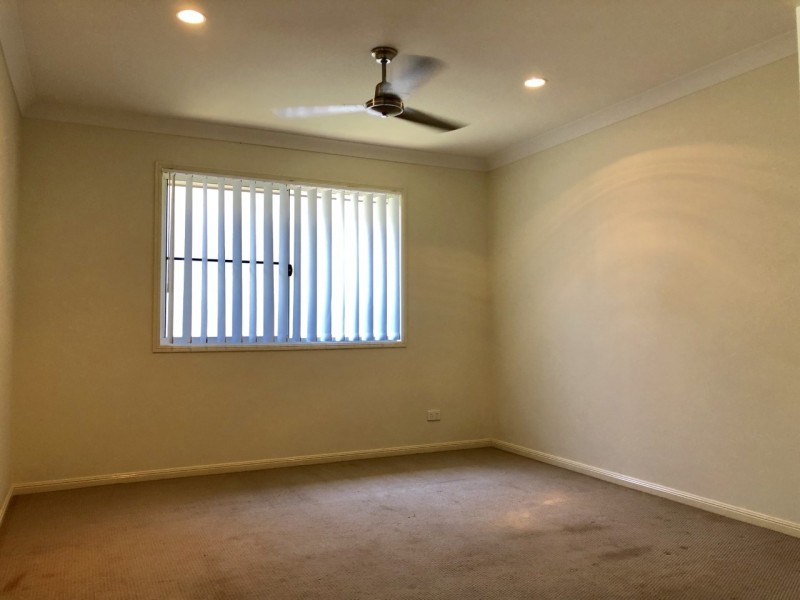 140 Whitehaven Drive, Blacks Beach QLD 4740