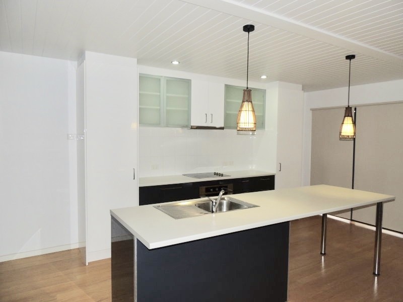 2/37-43 Utah Drive, Moranbah QLD 4744