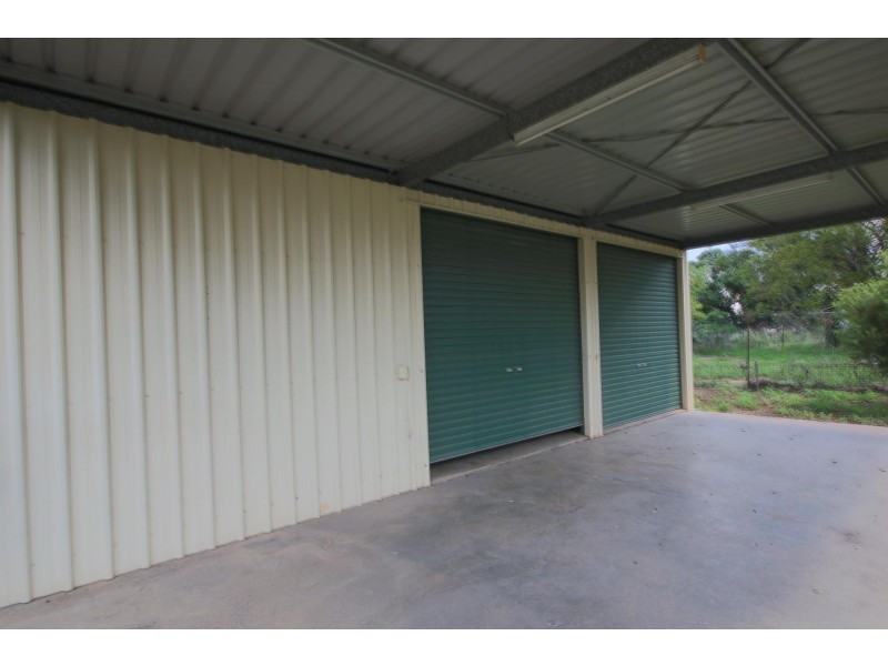 29 Oxley Drive, Moranbah QLD 4744